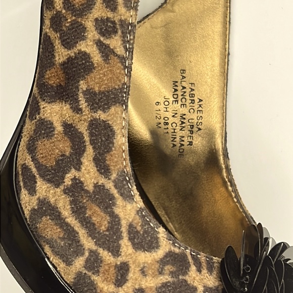 Cute Anne Klein Heels Size 6.5 Med Leopard Fabric-Patten Leather Heels-Preowned - Picture 15 of 16